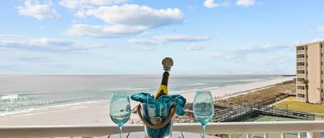 HSRC 422 Gorgeous Condo View