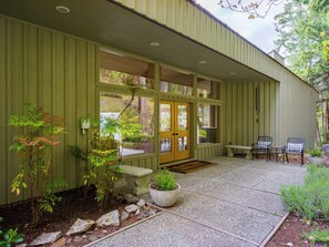 349 Morley Dr - Orcas Island Washington - 01