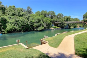 Direct river access to the Comal River!
