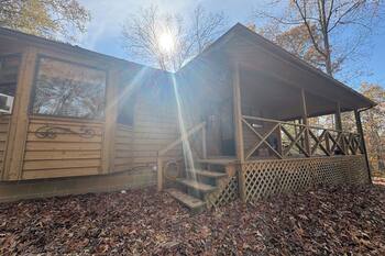 A peaceful haven in the Smokies for birdwatchers and nature lovers alike.