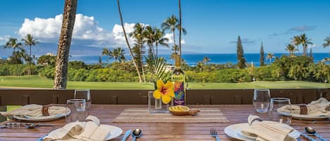 Looks perfect! - have dinner or breakfast on your private lanai. Seating for 6