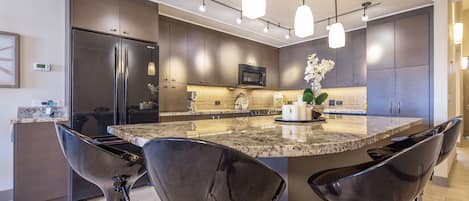 Completely Remodeled Condo With High End Contemporary Finishes