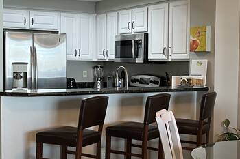 *HUGE SALE* 142N🌴Now- 10/16 OceanView! Beach 5 Min! Book Month of March 28% off