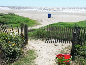 Karankawa beach access