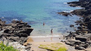 Cala Punta Sonabia: a quince minutos andando desde el apartamento