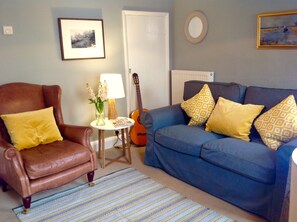 The sitting room
