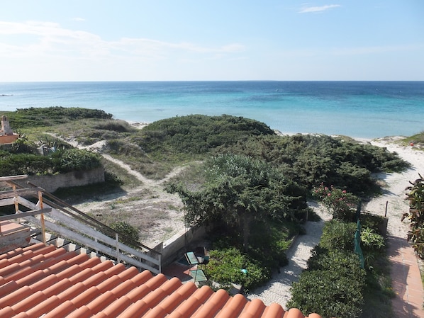 Vista para praia/oceano