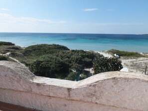 Vista para praia/oceano