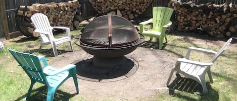 Magnificent & Enchanting 4 foot diameter burn area fire pit & wood provided