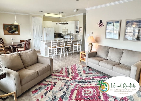 Romar Lakes 102B, 2 Bedroom 2 Bathroom. Ground Floor. Sleeps 6. Managed by Island Rentals
