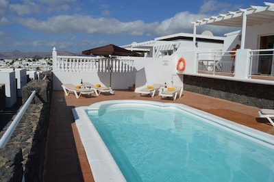 Villa de cielos azules, villa con piscina privada e impresionantes vistas al mar