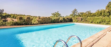 Piscine maison de vacances