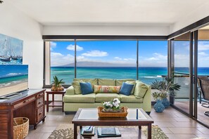 Sands of Kahana 354 living area 1