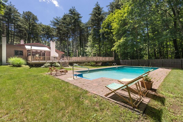 Heated salt water pool and deck 