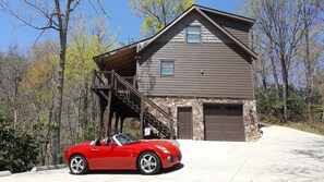 Perfect road right to the door!