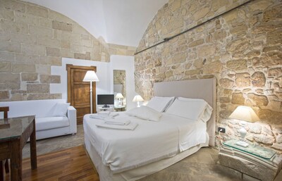 Superb Studio with kitchenette in the historic center of Lecce
