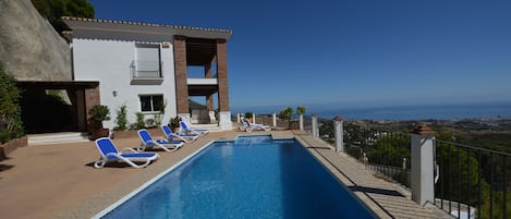 Villa mit Swimming-Pool