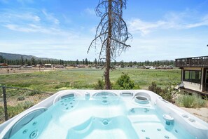 Bain à remous extérieur