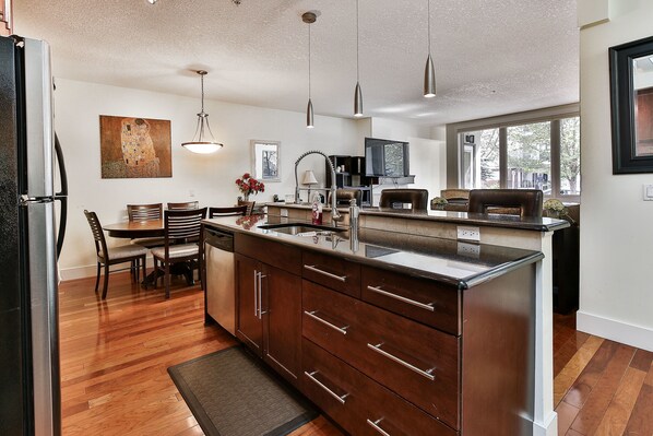 Private kitchen