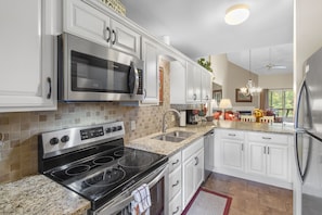 Full-Size Private Kitchen, stocked with all dishes & appliances