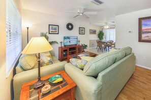 Palm Villa has a cozy living room and a 40 inch HD TV