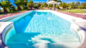 Alghero Villa le palme, villa semi indipendente vicino la spiaggia per 8 persone