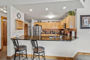 Full equipped kitchen