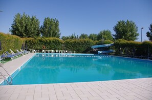 Piscina externa