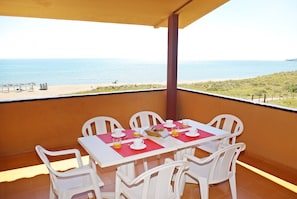 Beach/ocean view