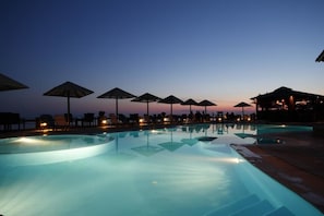 Utomhuspool