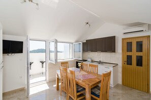 In-room dining