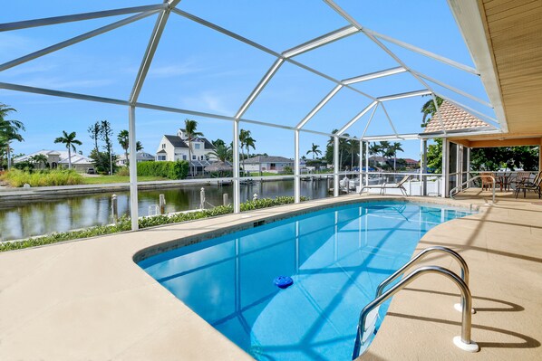 Enjoy gorgeous views of clear blue Marco Island skies from your own backyard! 
