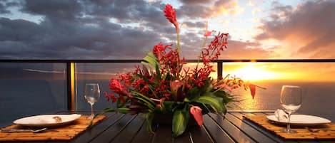 Romantic sunsets from the private lanai