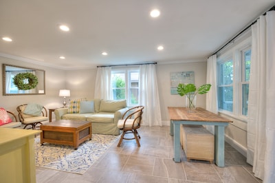 OCEAN VIEW - Cozy Cottage