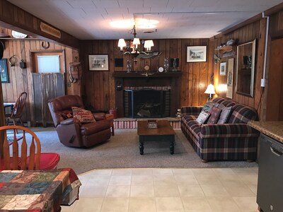 Family and pet-friendly Lakeside Lodge, close to the best of the Northwoods!