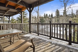 Spacious Deck looking out over Silver Lake Village