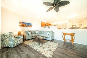 Kaanapali Royal B303 living room 1