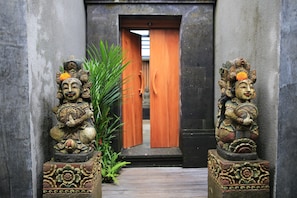 Entrada interior