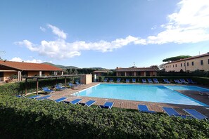 Utomhuspool