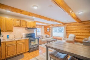 Full Kitchen and Dining Area with Seating for 4!