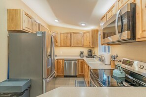Full Kitchen with Stainless Steel Appliances