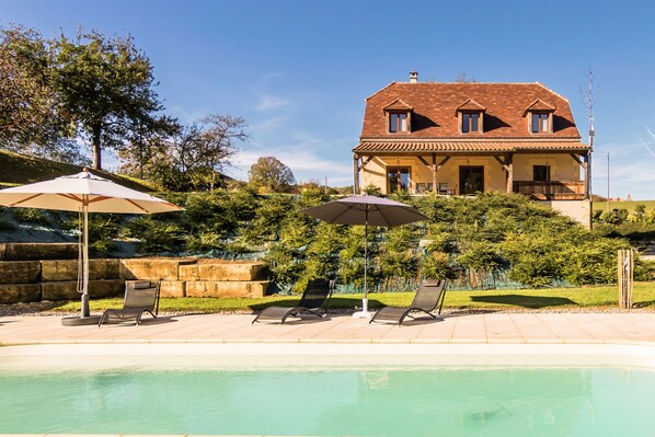 Extérieur maison de vacances [été]