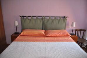 King-size bed