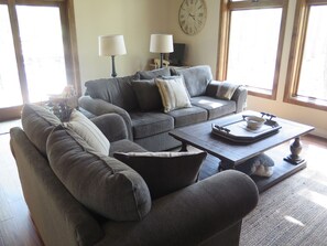 Family room w/ lots of natural light 