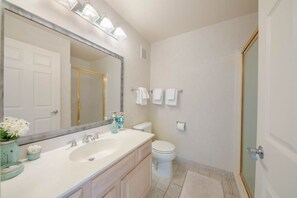 Master bedroom bath