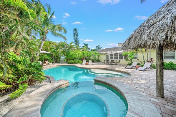 Private Pool and Spa