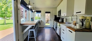 Kitchen (1)