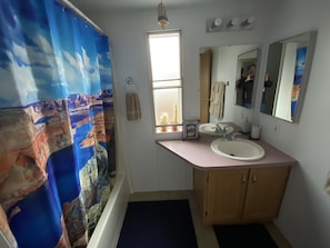 Master Bath Room.