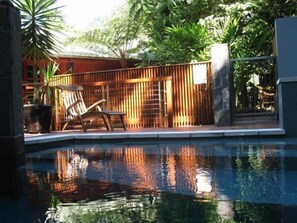 Utomhuspool