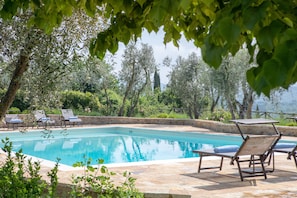 Utomhuspool